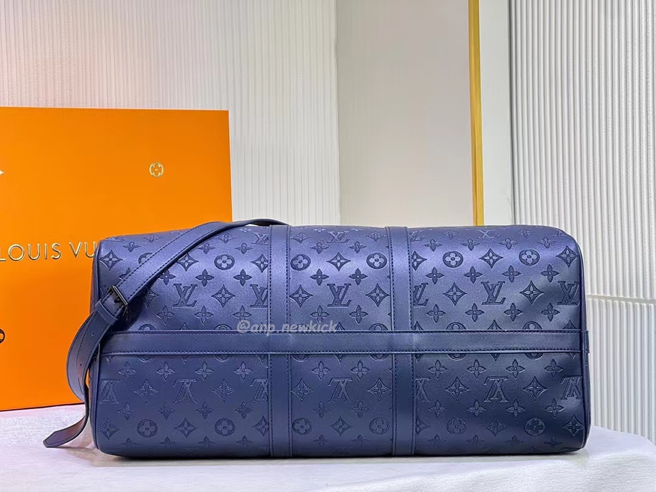 Louis Vuitton Keepall Bandouliere Monogram 50 Navy Duffel Bag (9) - newkick.org